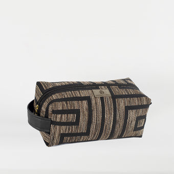 Celia Toiletry