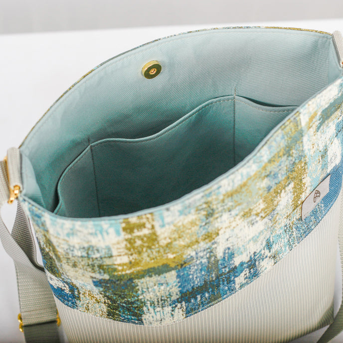 Interior of Shana Tote