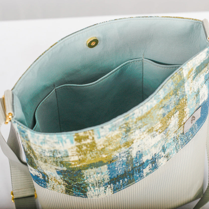 Interior of Shana Tote