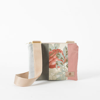Julie Crossbody Pouch