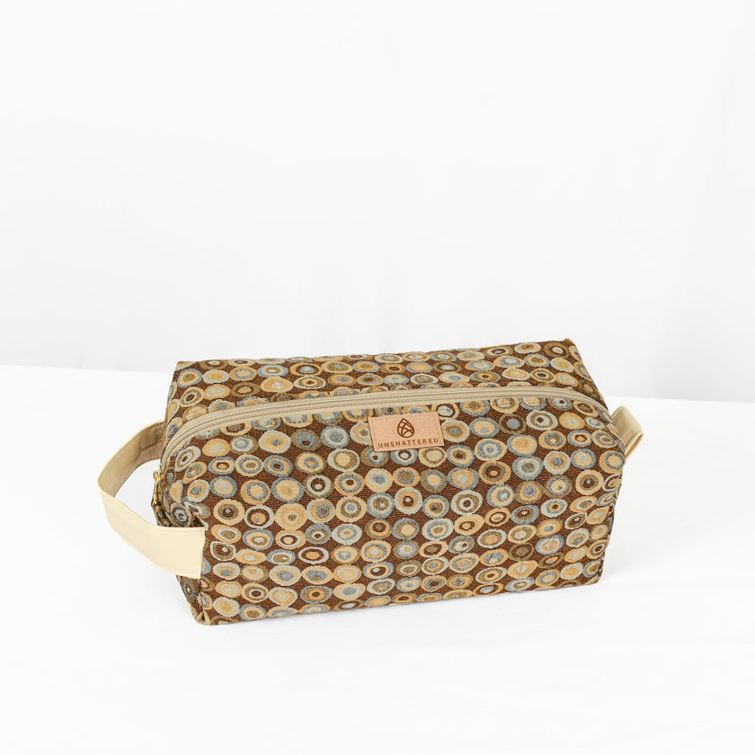 Leslie Toiletry Kit