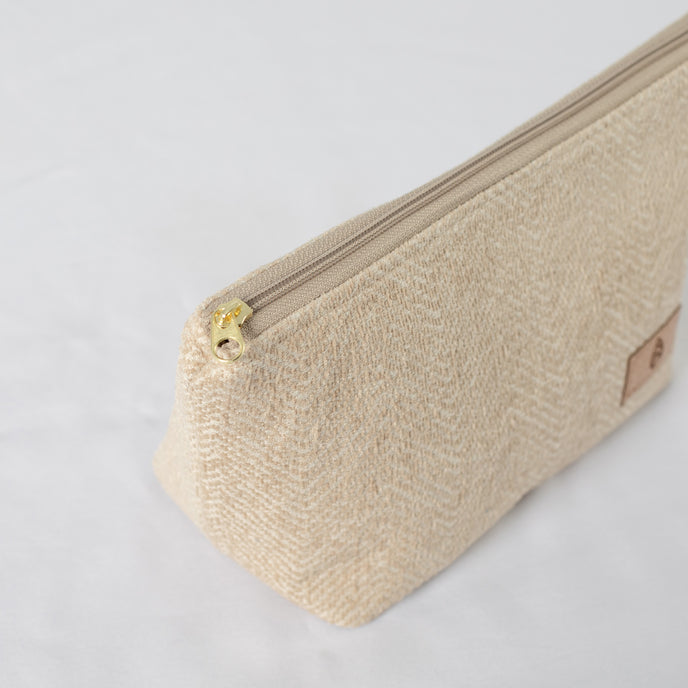 detail shot of the zipper