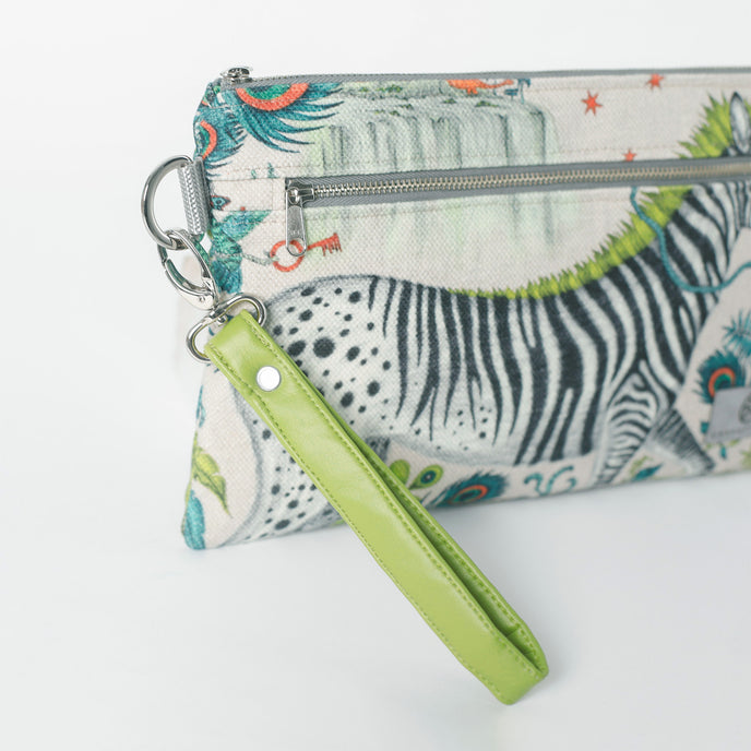 detail shot of the wristlet strap