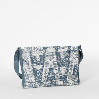 Melissa Large Messenger