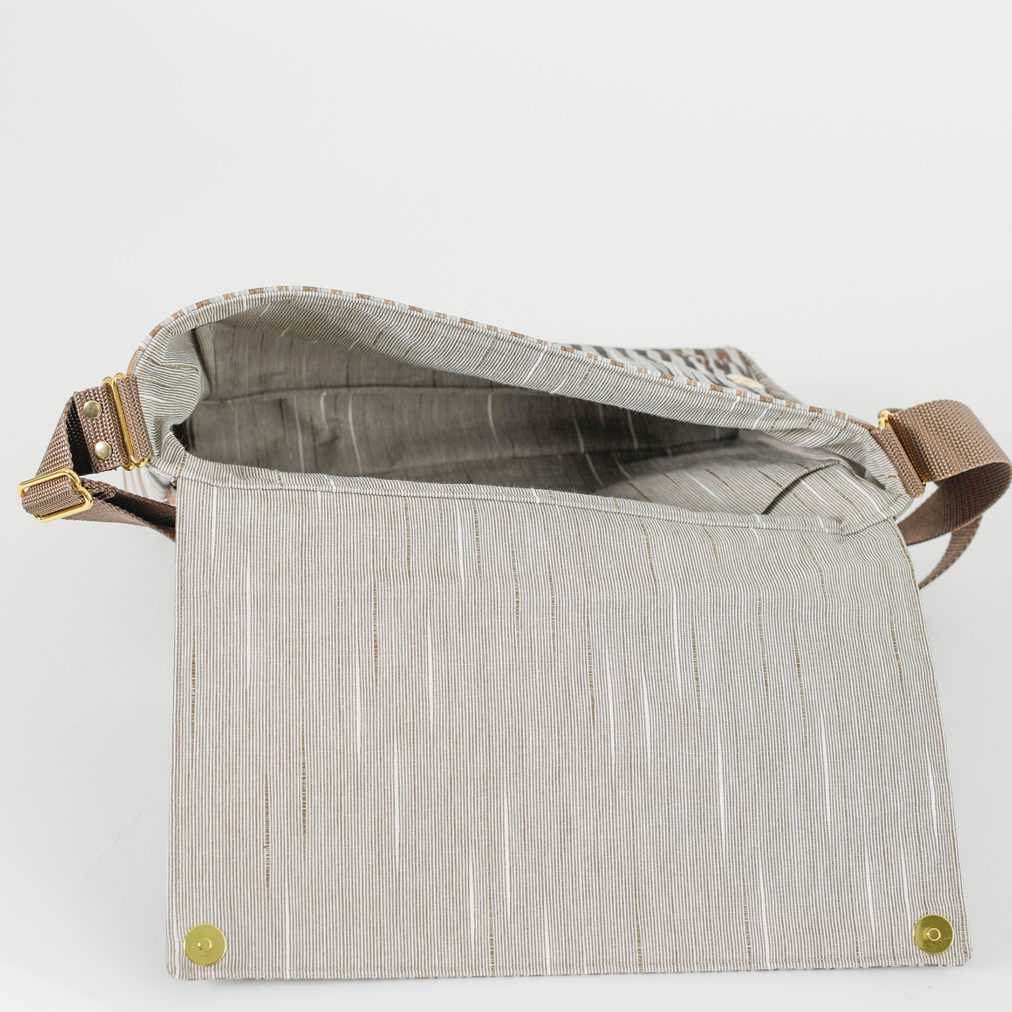Chelsea Classic Messenger