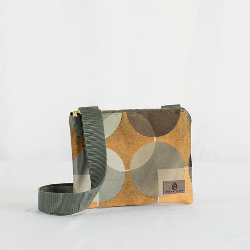 Christina Crossbody Pouch 