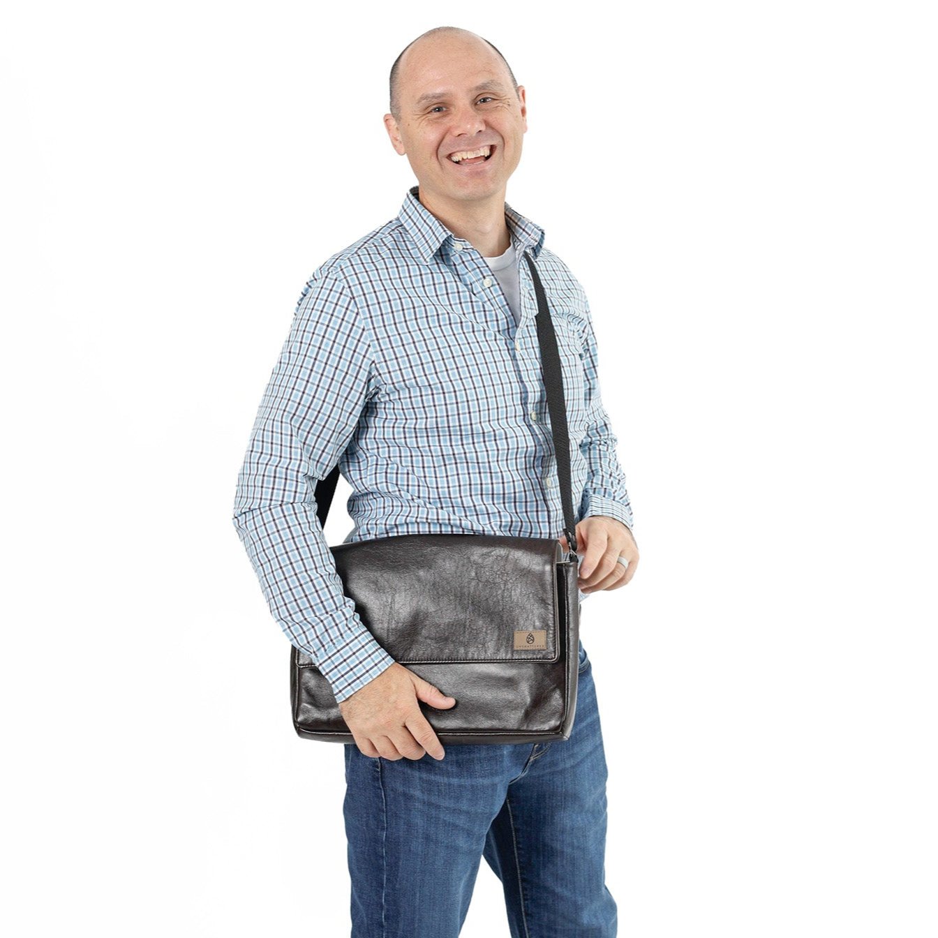 Doug Classic Leather Messenger