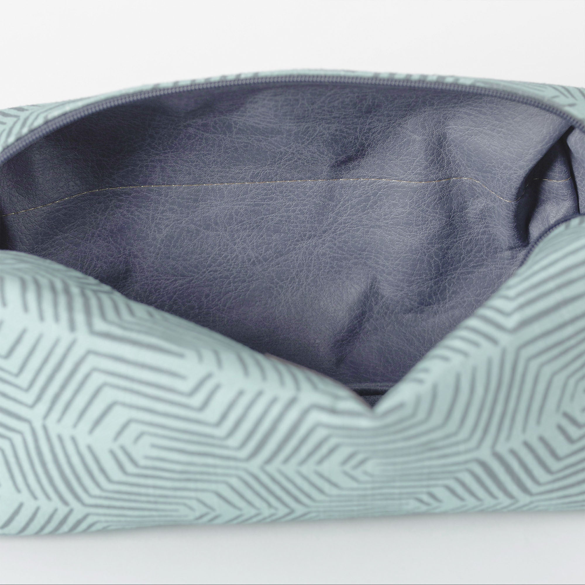 Alisa Toiletry Kit