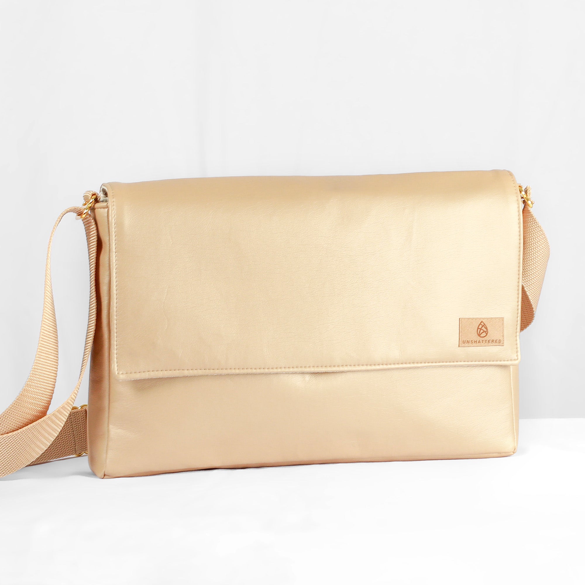 Belinda Classic Messenger 