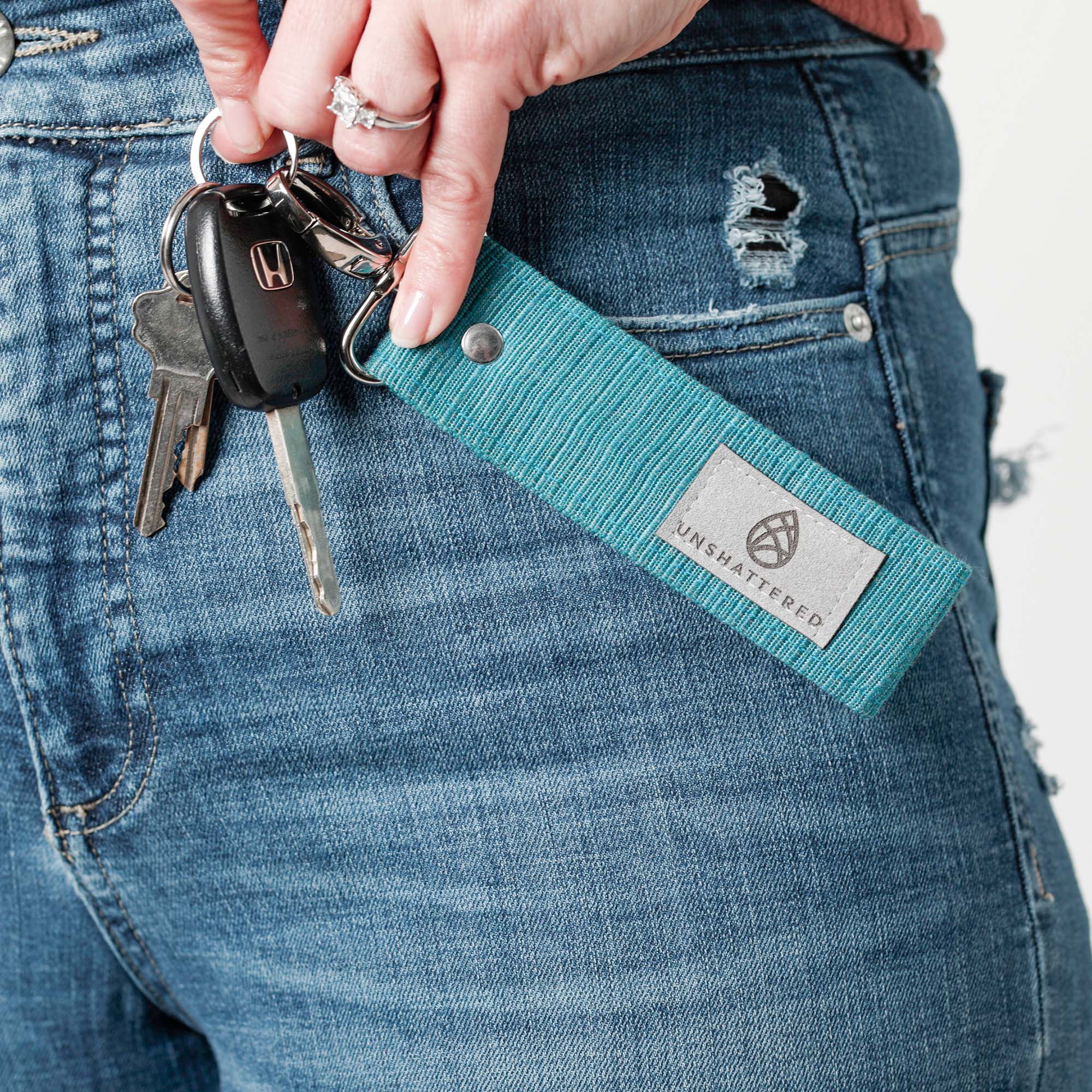 Caprese Loop Keychain Clip
