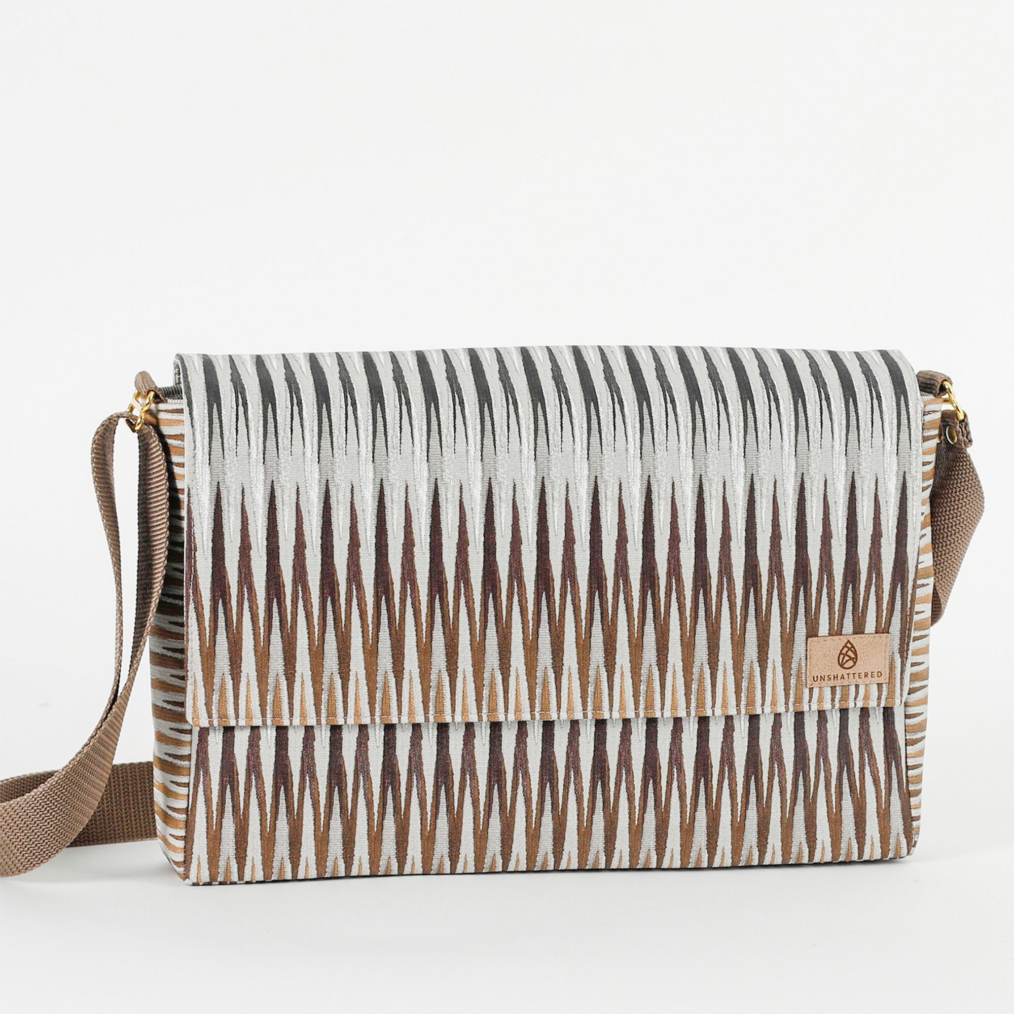 Chelsea Classic Messenger