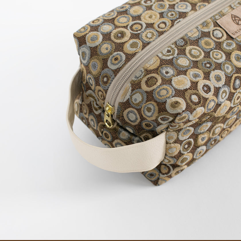 Leslie Toiletry Kit