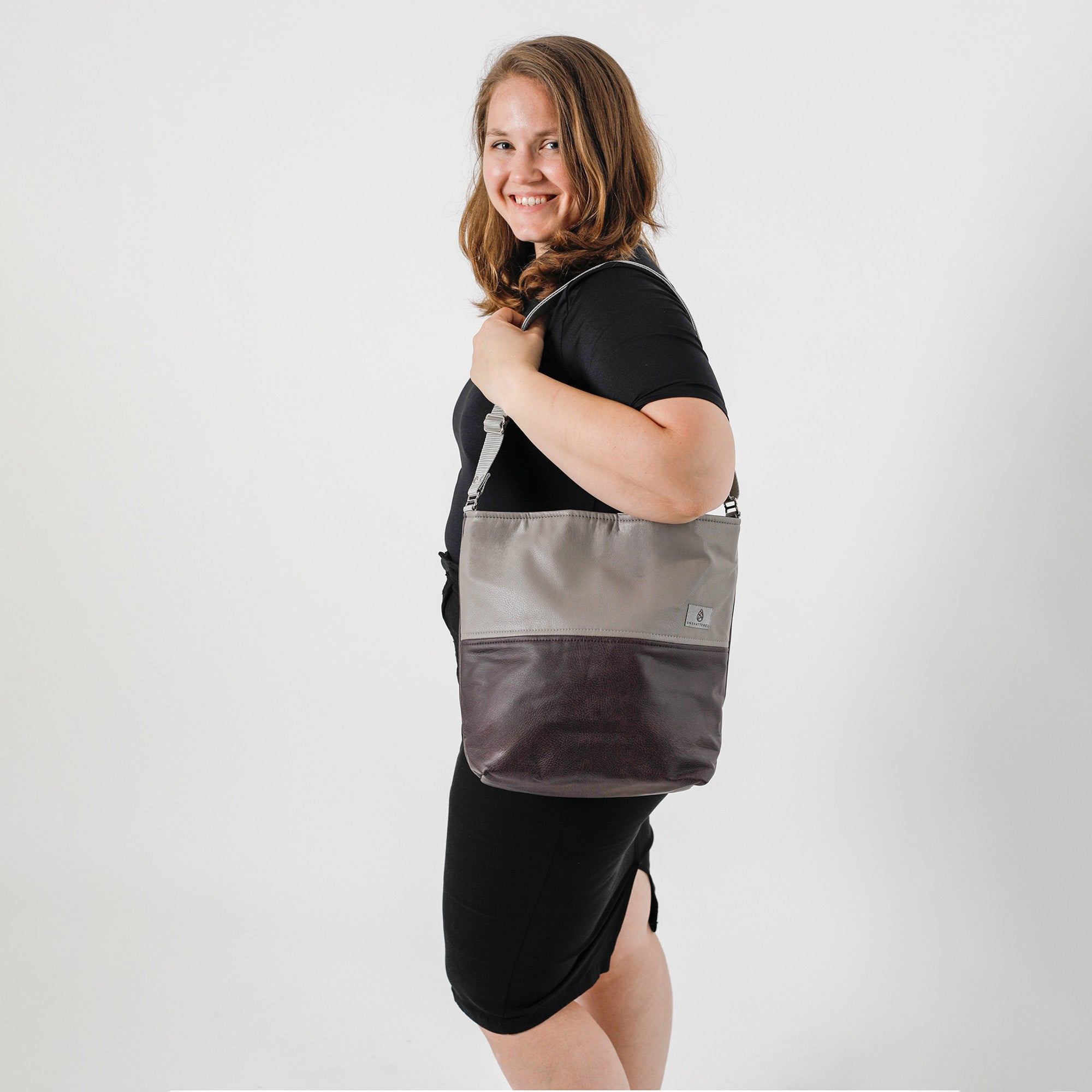 Lifestyle shot of Stylania Tote 