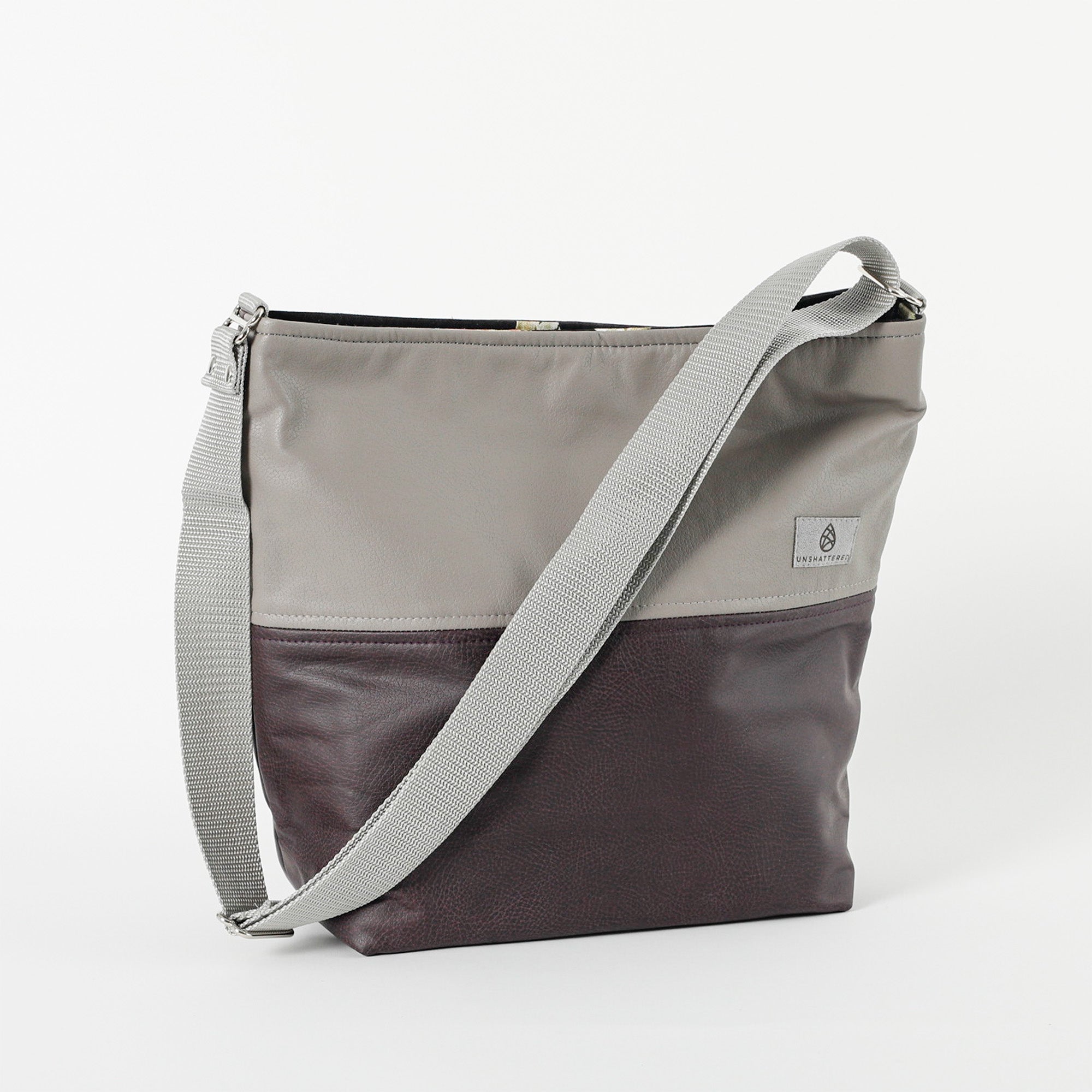 Stylania Tote
