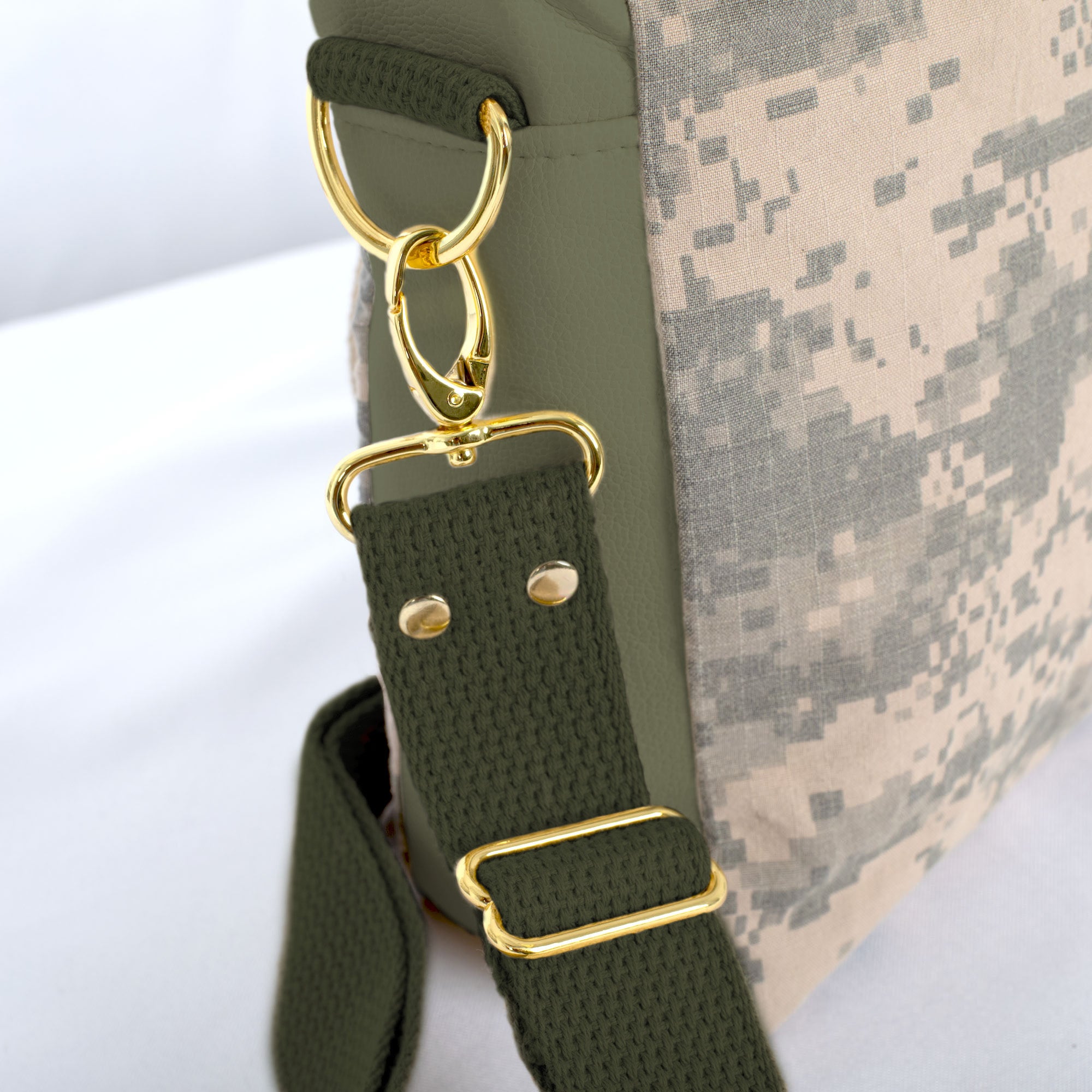 US Army Uniform Convertible Handbag (choice of accent color)