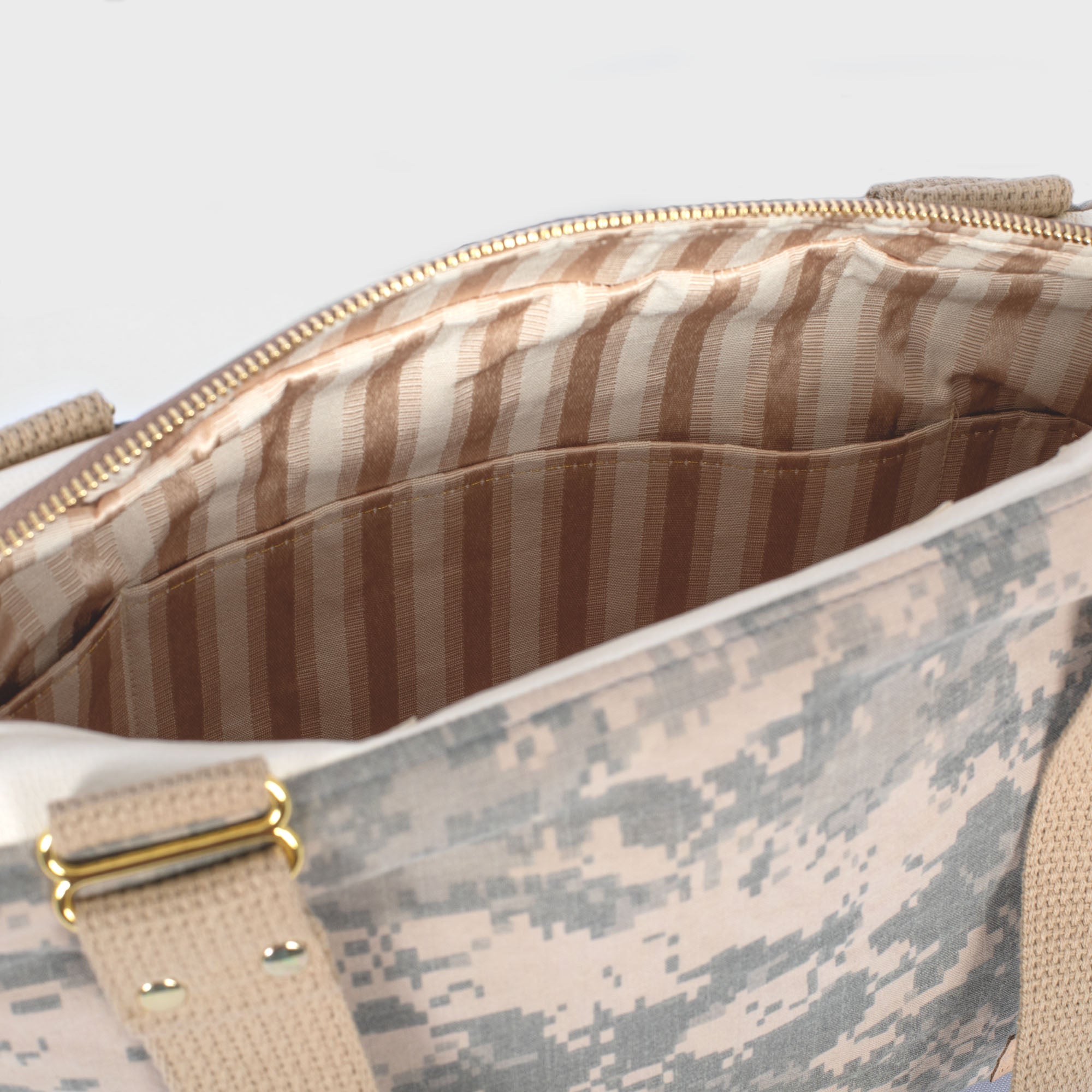 Upcyled US Army Uniform Convertible Handbag Interior