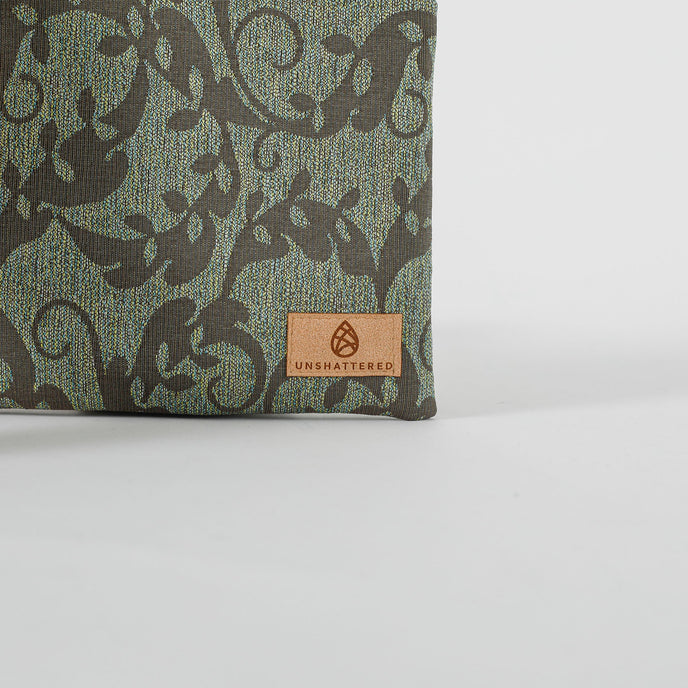 detail shot of the label 