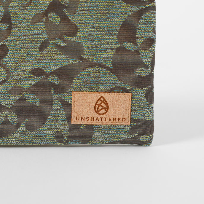 detail shot of the label 