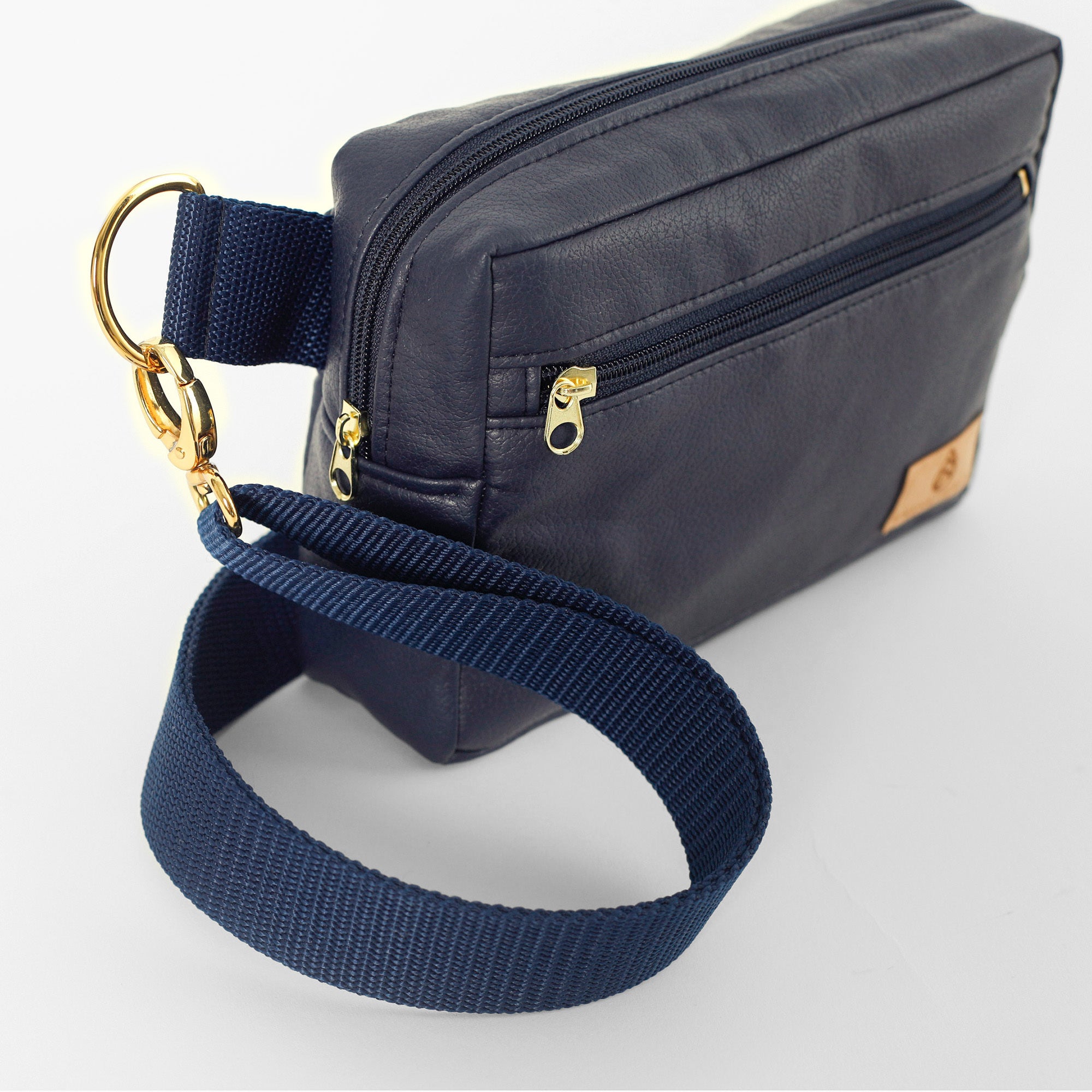 Adam Errand Bag – Unshattered
